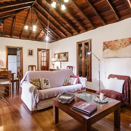 Etna Casa de Férias